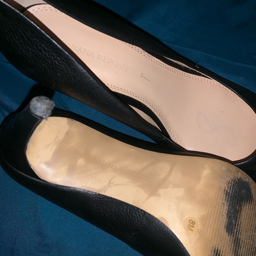 Banana Republic Black Leather Pumps